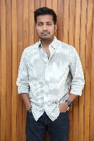Director Mahesh at Hunt Movie Interview